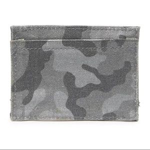 🆕 To The Market Slim Card Holder Wallet in Camo Print